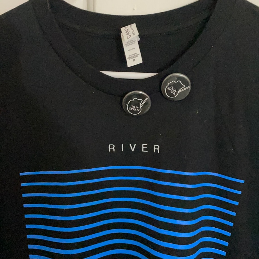 New River Phoenix T-shirt medium alekas attic